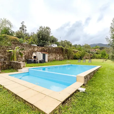 Charming Retreat With Pool Holiday home