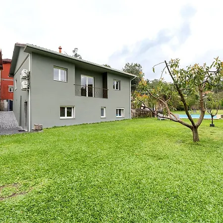 Charming Retreat With Pool * Amares